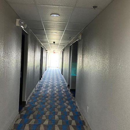 阿德莫尔温德姆米克罗酒店 外观 照片