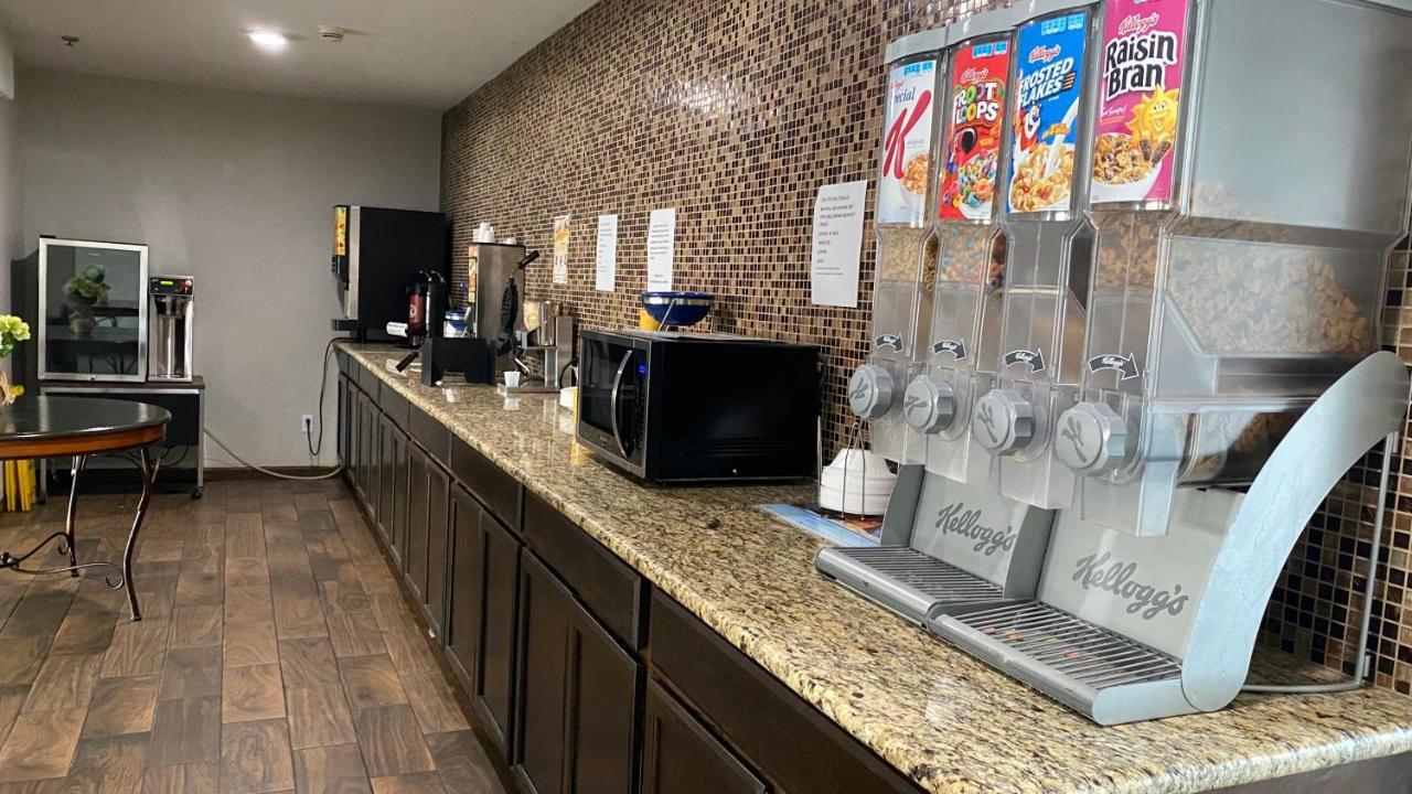 阿德莫尔温德姆米克罗酒店 外观 照片